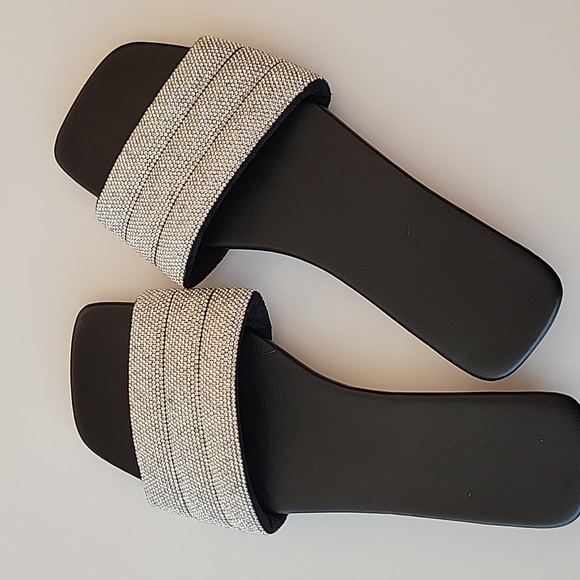 Super comfy slides,silver 8 - Picture 3 of 4